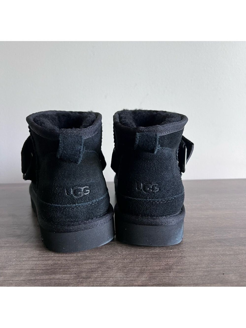 UGG NEW Classic Ultra Mini Hybrid Women's Boot Size 7 #814 - Picture 4 of 9